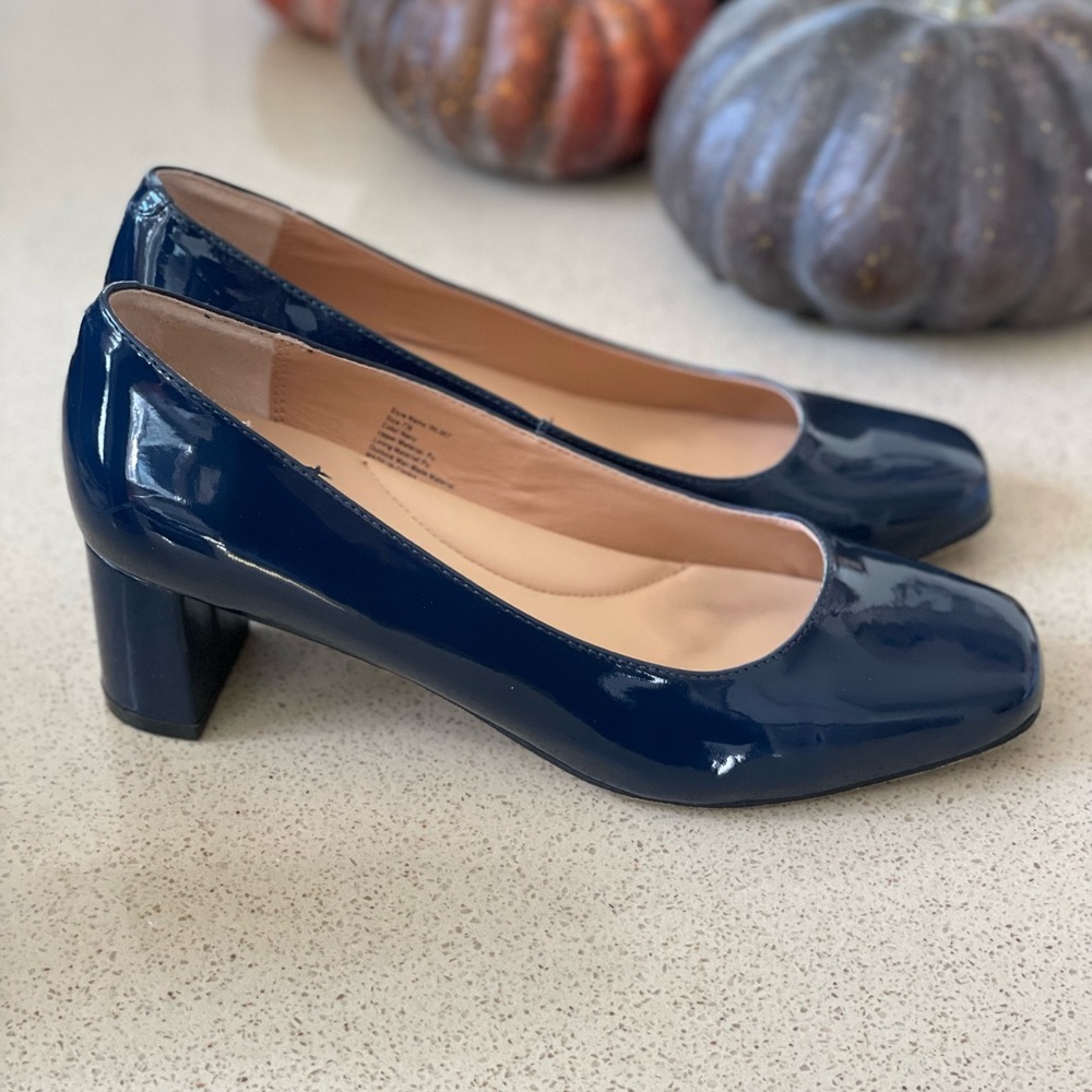 Wen & Wear Navy Patent Leather Heels